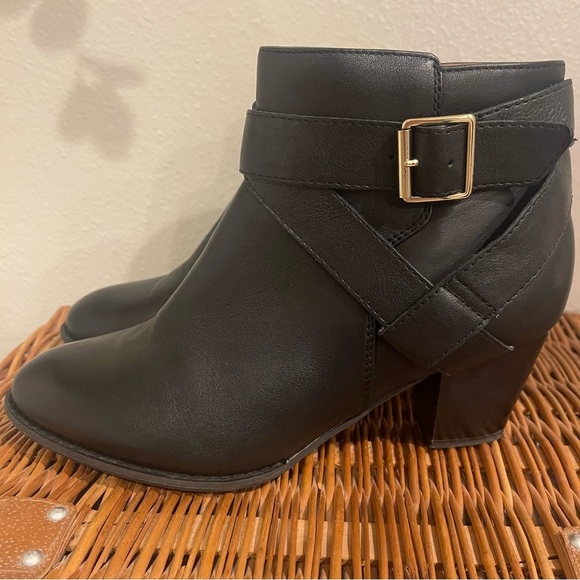 Vionic Womens Trinity Ankle Black Leather Heel Bootie Size 9.5 US Arch Support - Picture 5 of 9